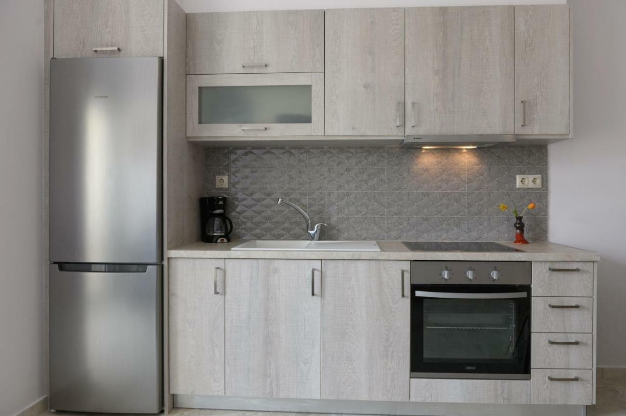 Coral Sea Apartment Kokkinos Pyrgos Eksteriør billede